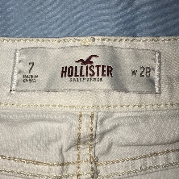 White Hollister shorts - Picture 4 of 5